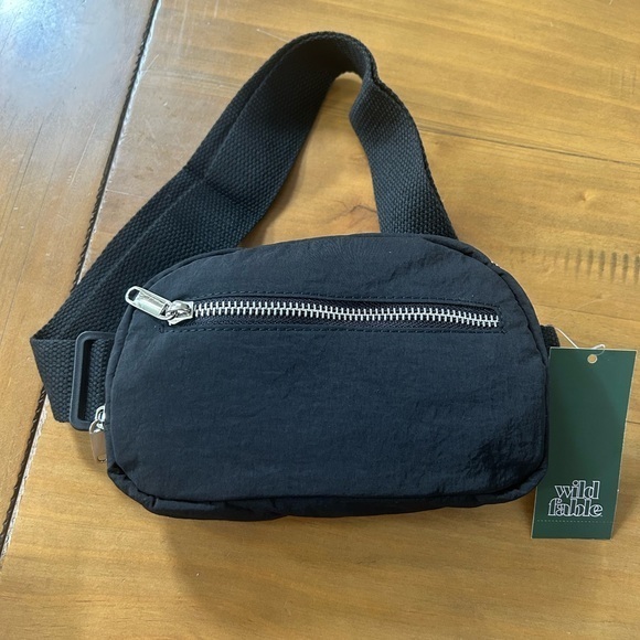 Nwt Wild Fable Bum Bag / Fanny Pack